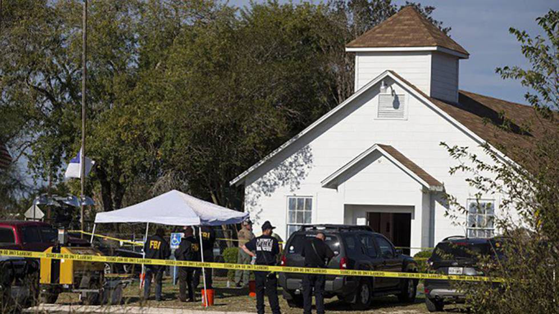 Tiroteo dentro de una iglesia en EE.UU. dejó al menos cinco personas muertas
