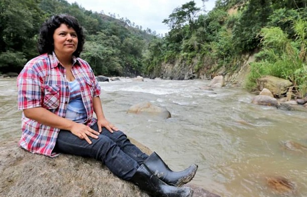 A seis años del asesinato de Berta Cáceres, el mundo exige justicia