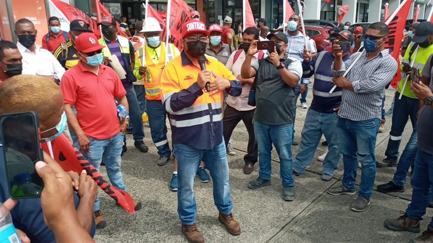 Constructores de Panamá mantienen el llamado a huelga para el próximo 4 de abril