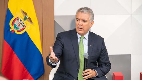 Exigen al gobierno colombiano garantizar seguridad de excombatientes
