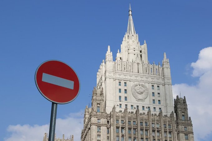 «Posiciones abiertamente hostiles»: Rusia anuncia fin de negociaciones con Tokio sobre tratado de paz