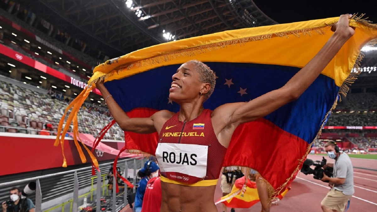 Venezolana Yulimar Rojas logró nuevo récord mundial de triple con 15,74 en Belgrado