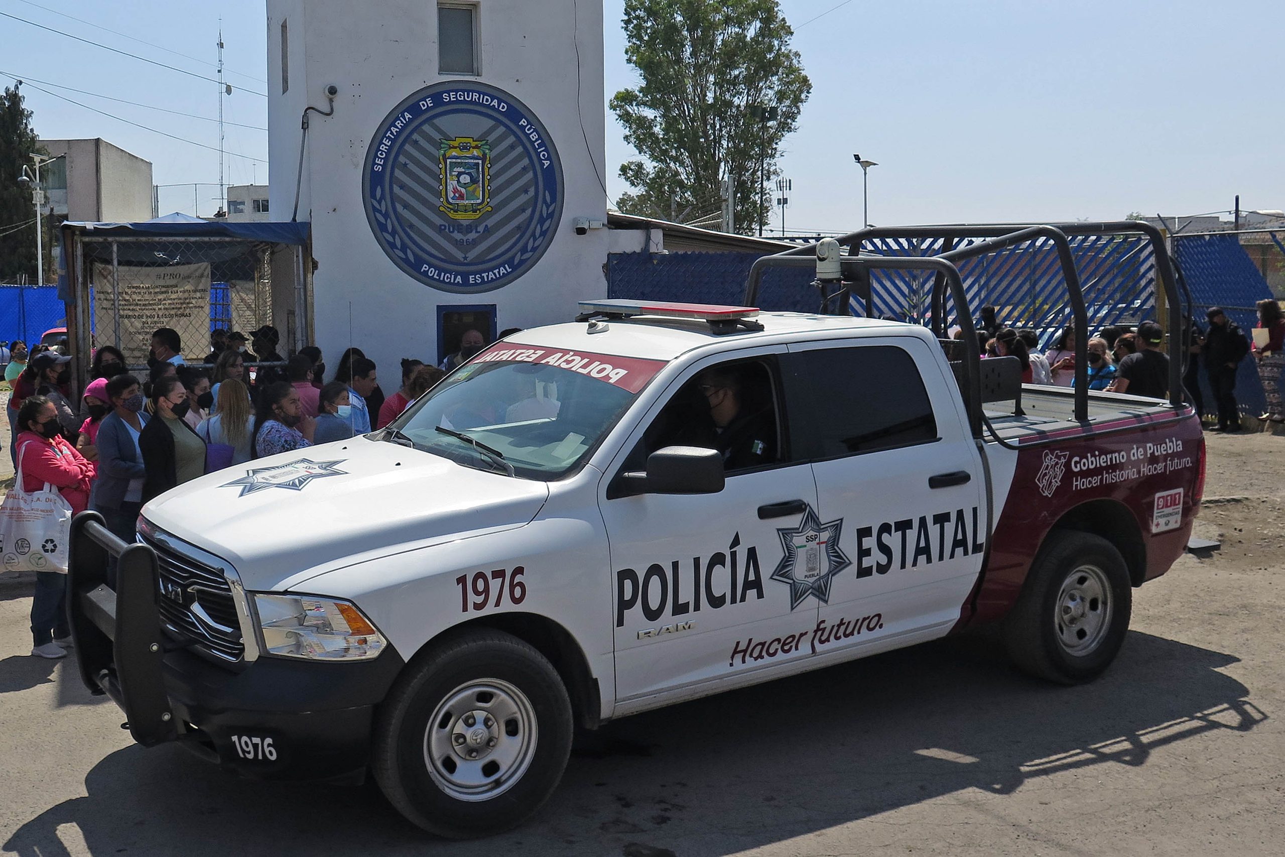 Mil 50 celulares, entre objetos confiscados en operativo a penal de San Miguel