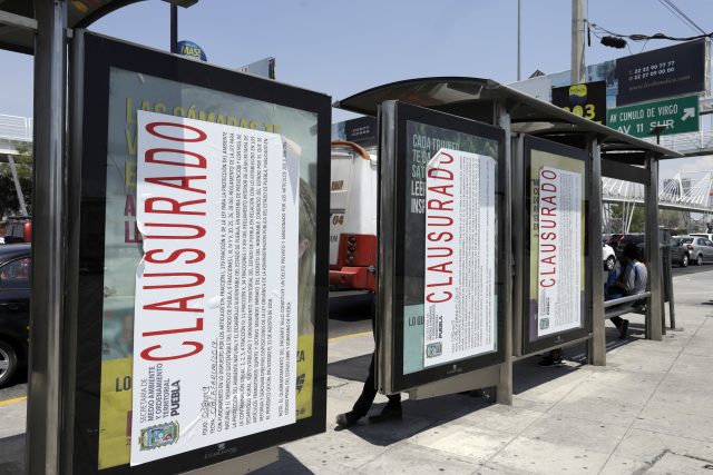 Ayuntamiento aprueba comisión para concesionar publicidad de paraderos