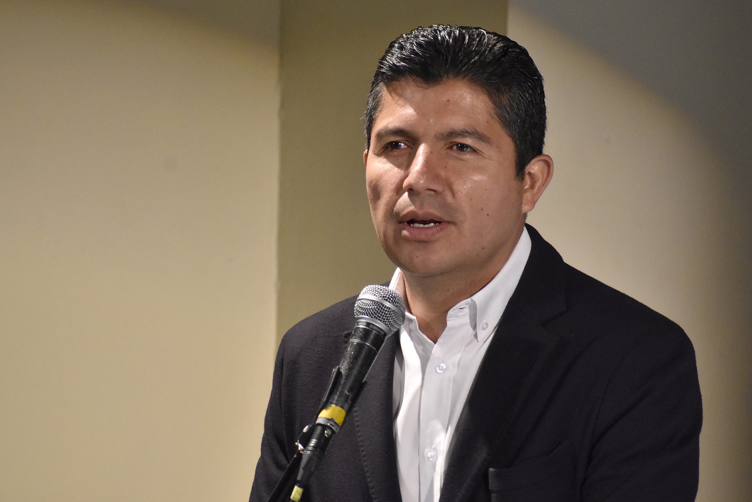 Eduardo Rivera se reunirá con líderes de instituciones bancarias