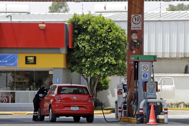 Dan el 55% de permisos para construir gasolineras en Puebla durante 2021