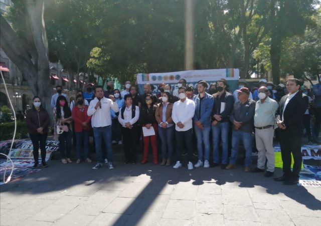Morenistas aprovechan decreto para salir a promover revocación de mandato