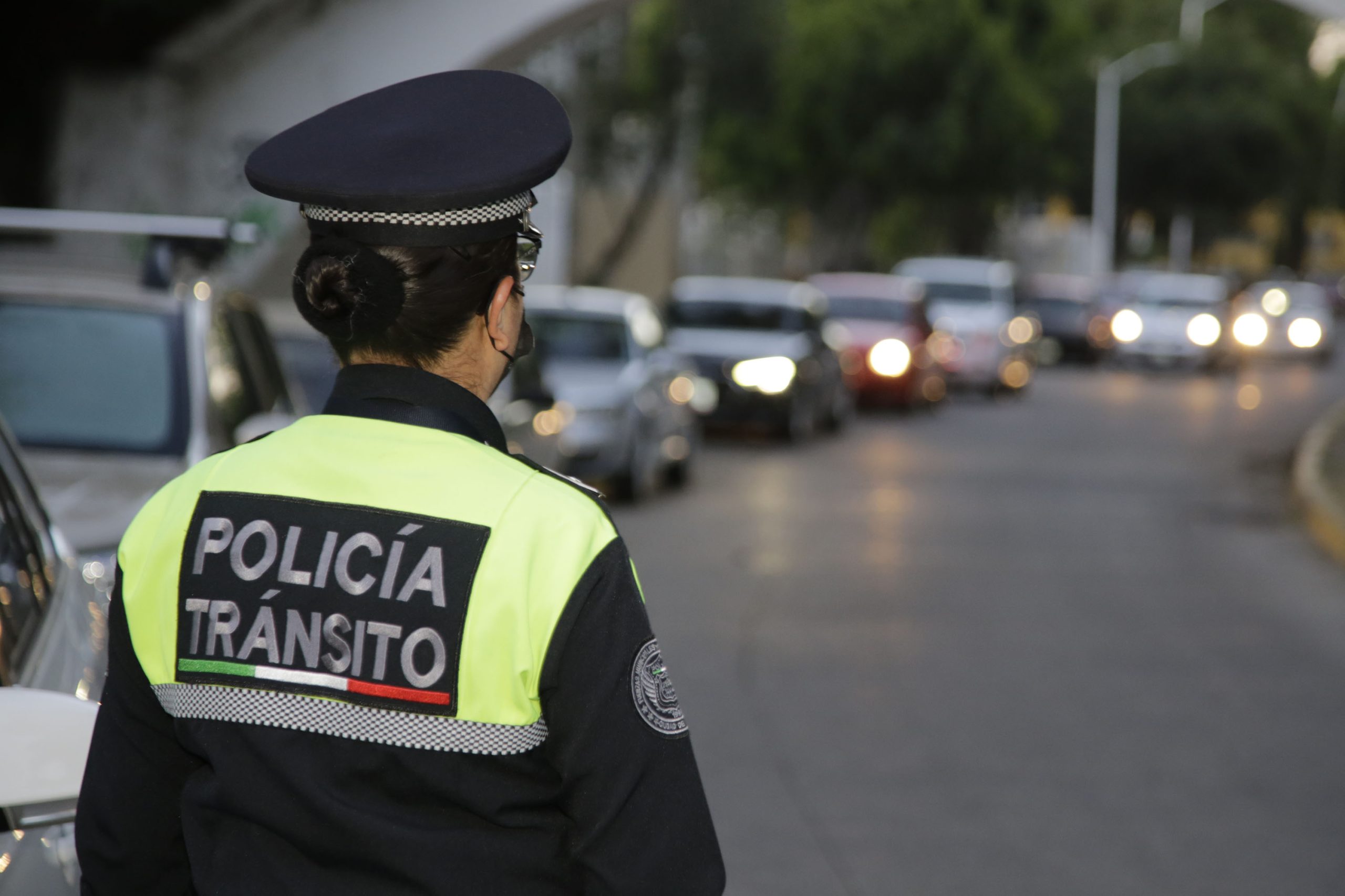 Barbosa exige cárcel para agentes viales municipales que extorsionen