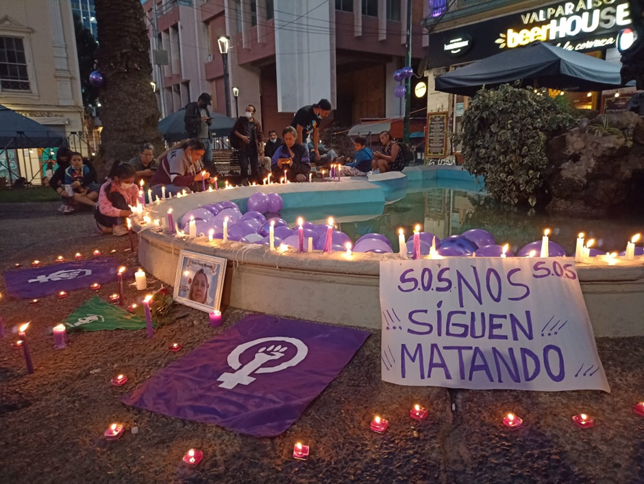 Mujeres organizadas en Valparaíso exigen justicia por el femicidio de Teresa Parra
