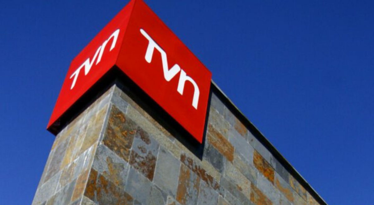 TVN cierra 2021 con ganancias históricas y tercer lugar en sintonía