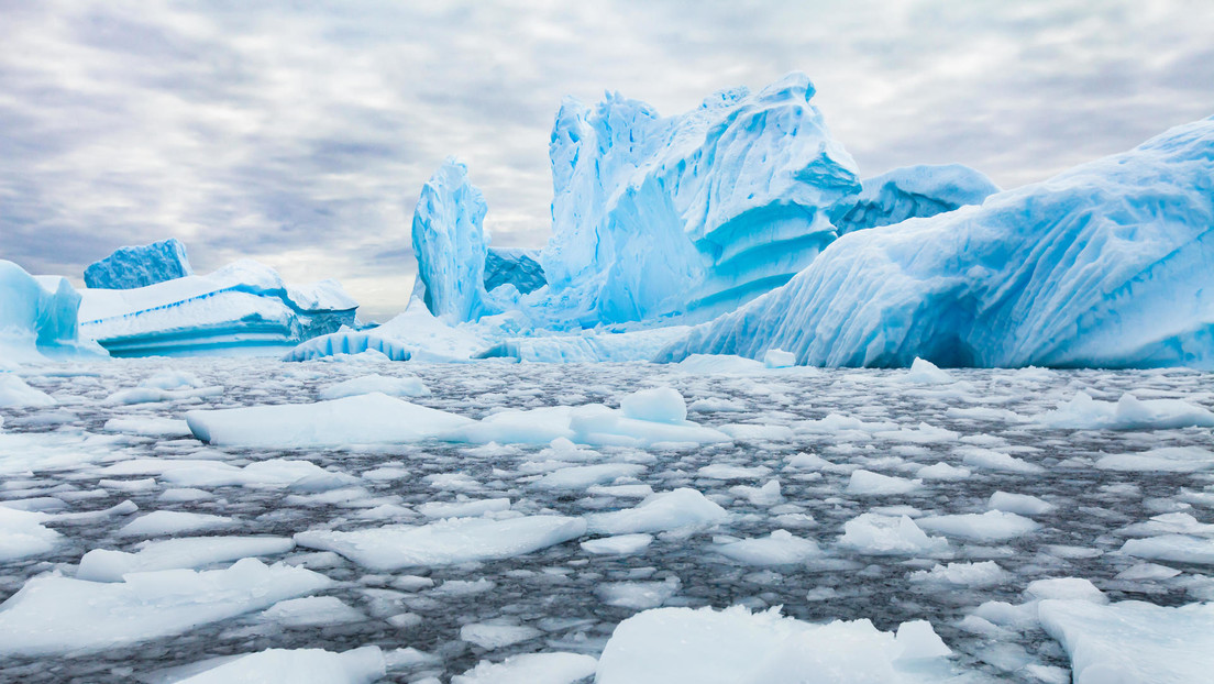 Actividad de un volcán durmiente provoca enjambre de 85.000 sismos en la región antártica