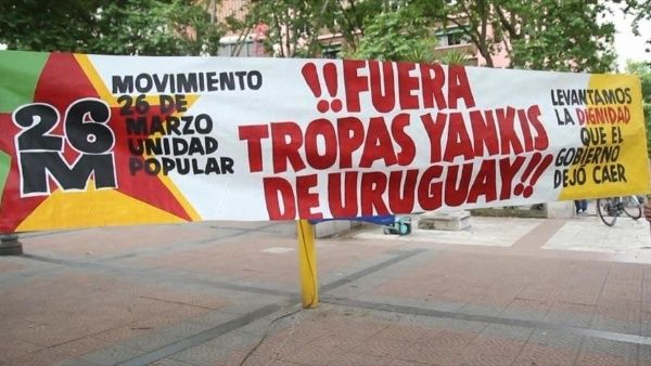 Manifestaciones de rechazo en Uruguay por el ingreso de tropas de élite de EE.UU.