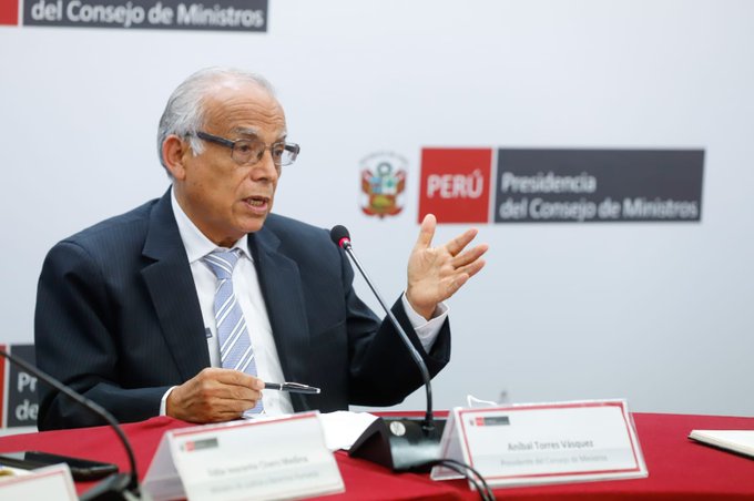 Primer ministro de Perú descarta su renuncia por ahora y asegura que «el Gabinete está muy sólido»