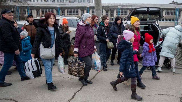 Refugiados ucranianos que vengan desde México no serán recibidos en EU