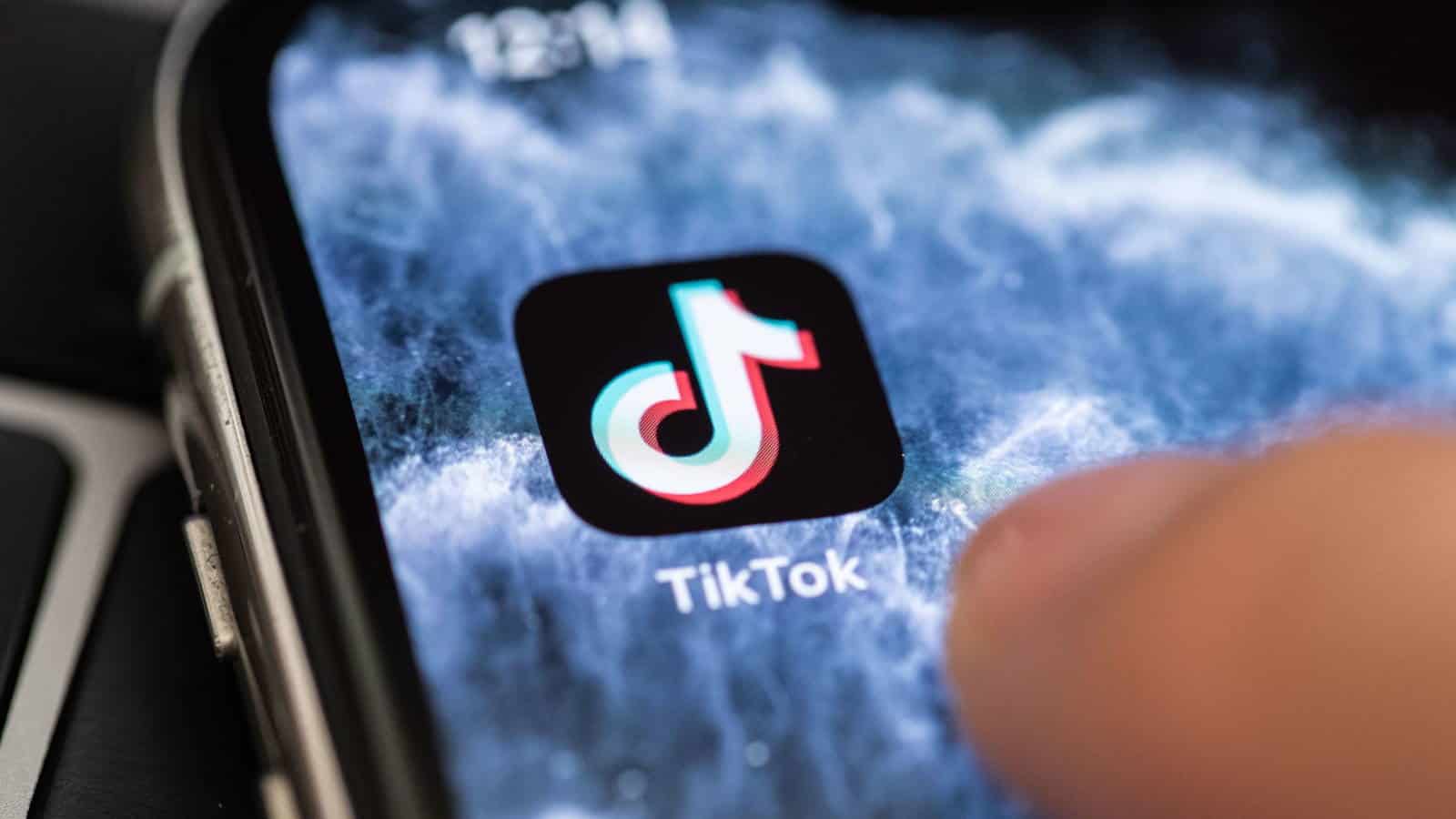 Por incitar al odio a través de tik tok tribunal ordenó capturar a pareja de venezolanos