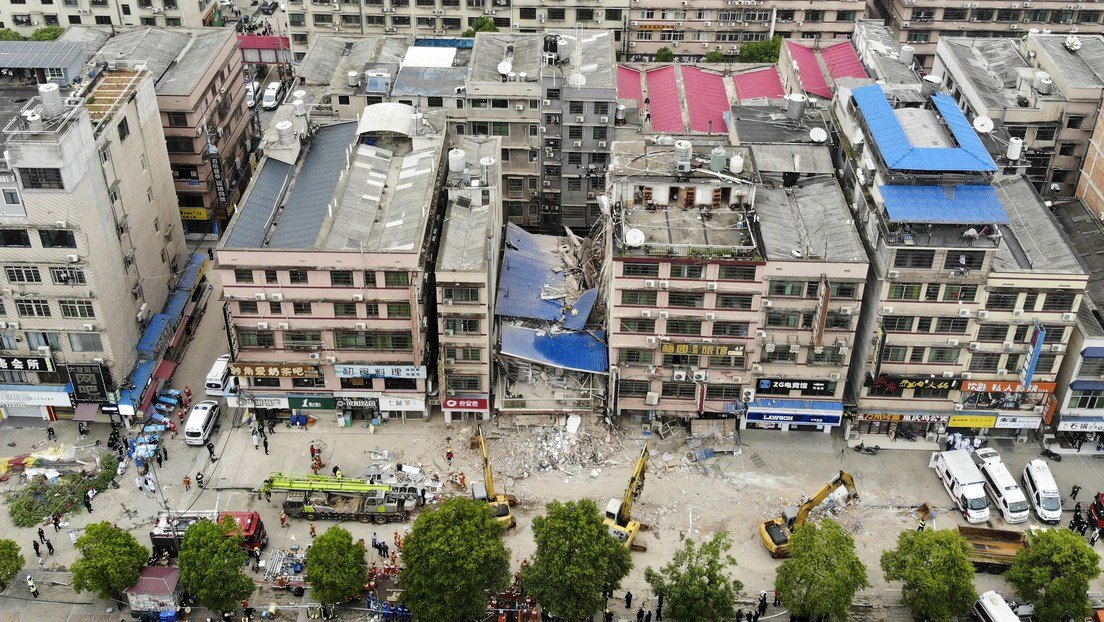 Colapsa edificio en China, reportan desaparecidos