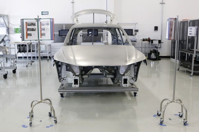 Suspenderá AUDI turnos por “disponibilidad de materiales”