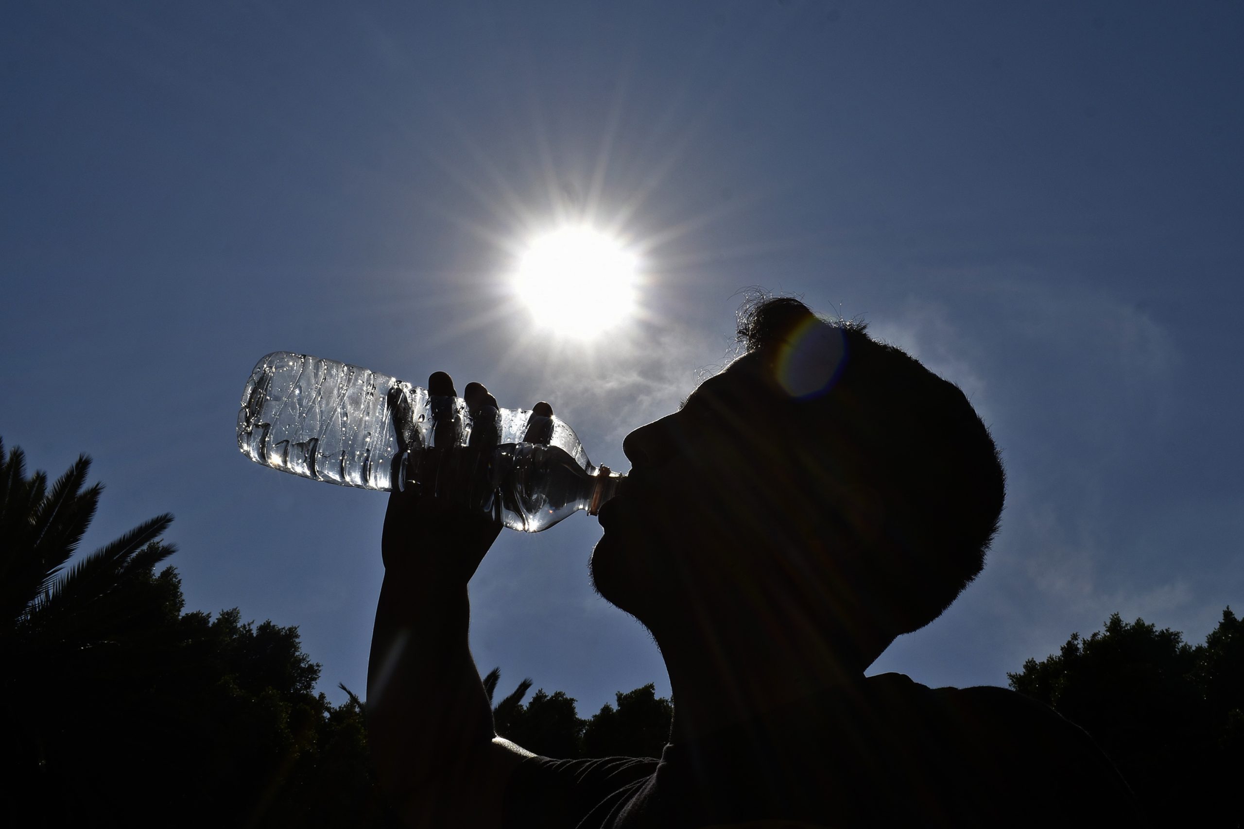 ¡Qué no te “pegue” el sol! Detecta el golpe de calor y sigue las recomendaciones