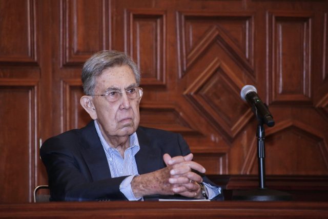 Cuauhtémoc Cárdenas sugiere reformas para garantizar permanencia del INE