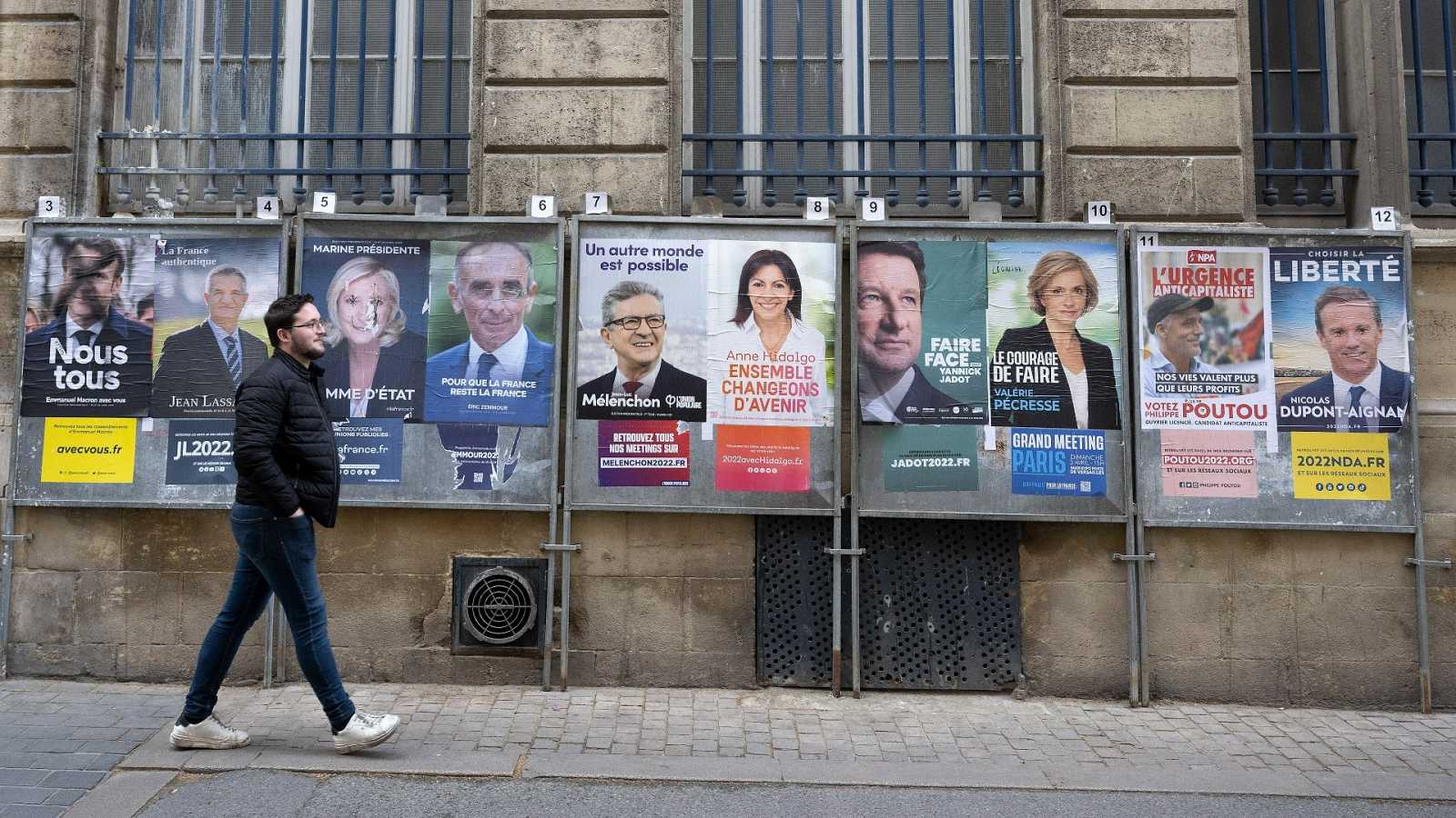 Francia votó este domingo en primera vuelta de unas elecciones presidenciales marcadas por ascenso de la derecha