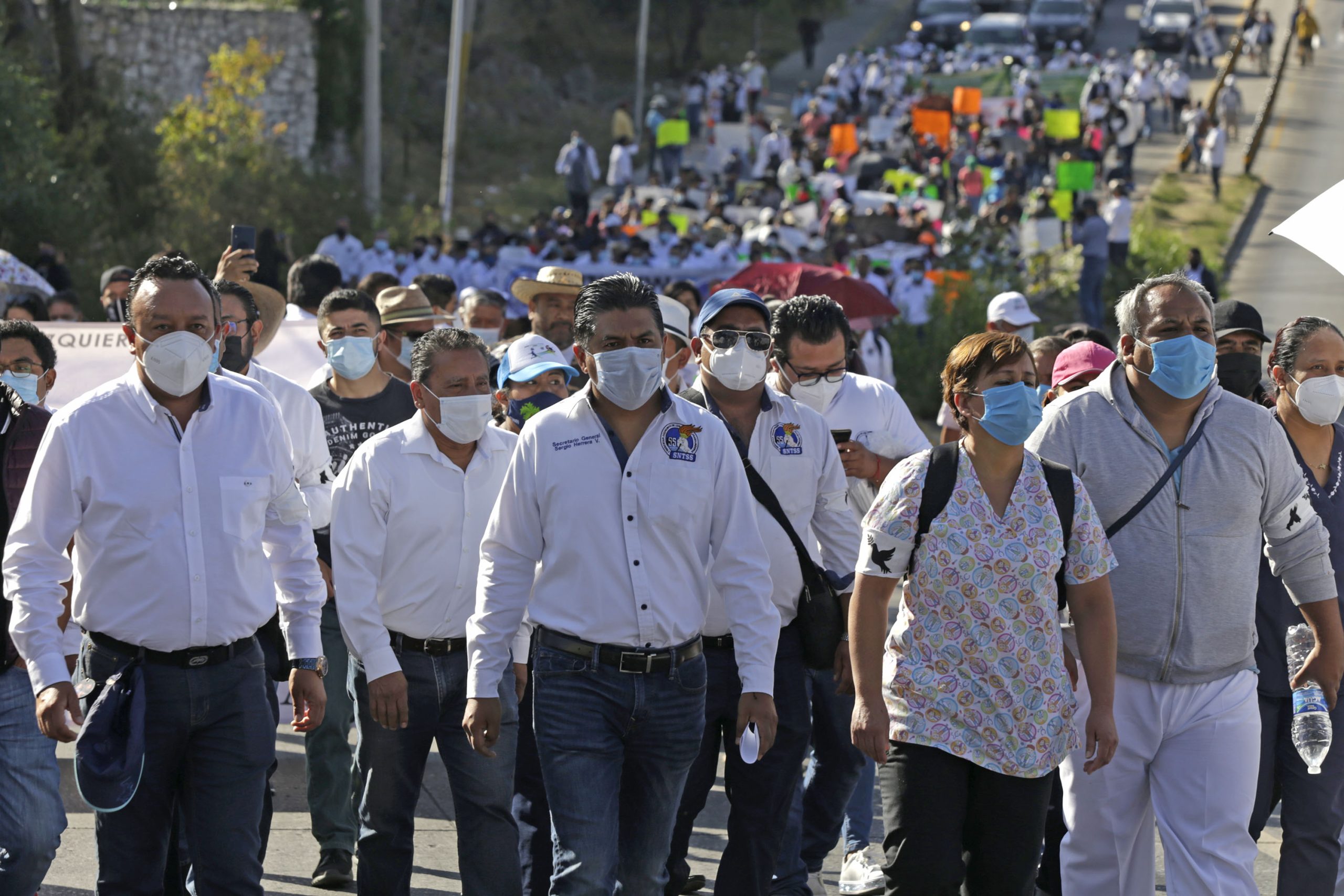 Exigen empleados del IMSS-Puebla más personal, insumos y el San Alejandro