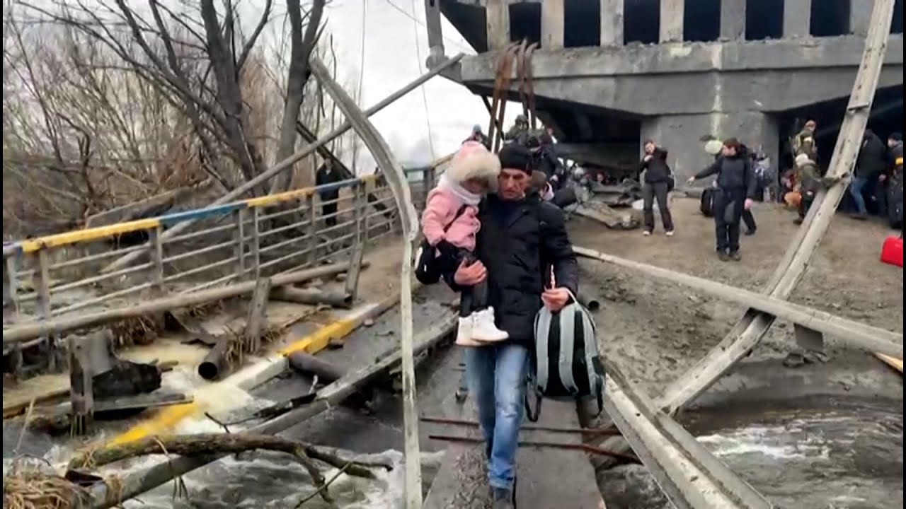 Evacuadas más de 3.000 personas de la ciudad ucraniana de Mariúpol