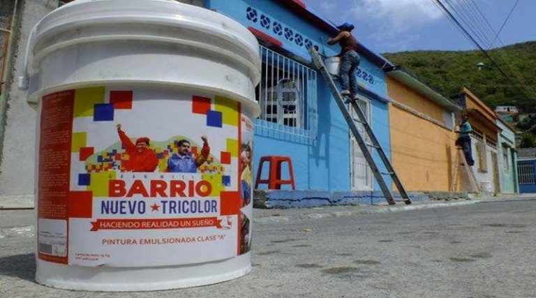 Barrio Nuevo Barrio Tricolor reparte felicidad y armonía en viviendas e instituciones