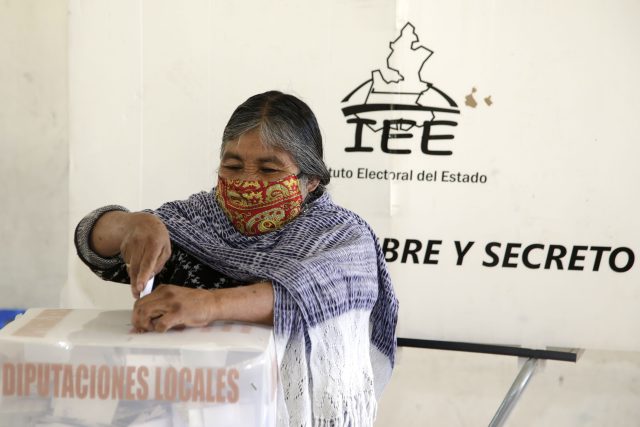 Gestionan que IEE organice próximos plebiscitos en juntas auxiliares de Puebla