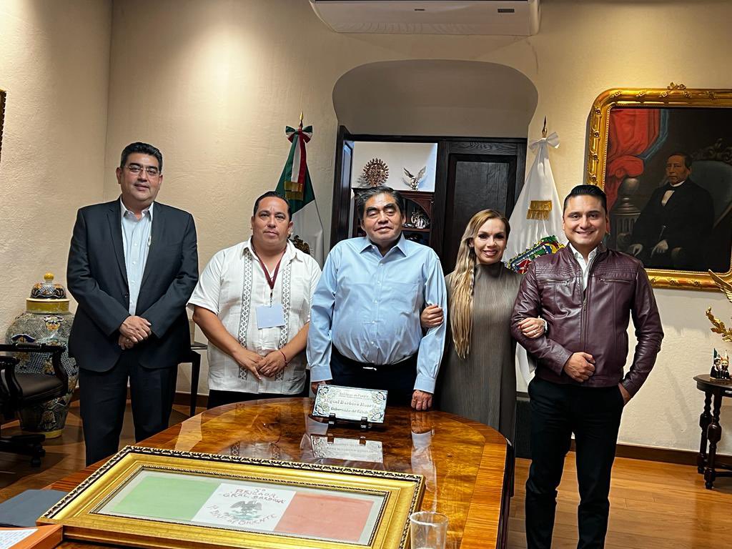 Reunión de gobernador con diputados de Morena derriba mito de grupo “anti-Barbosista”