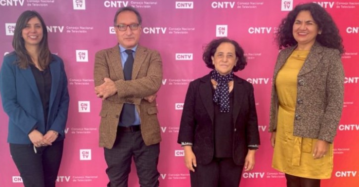 Tres directoras y un director asumen en el nuevo Consejo Nacional de TV liderado por Faride Zerán