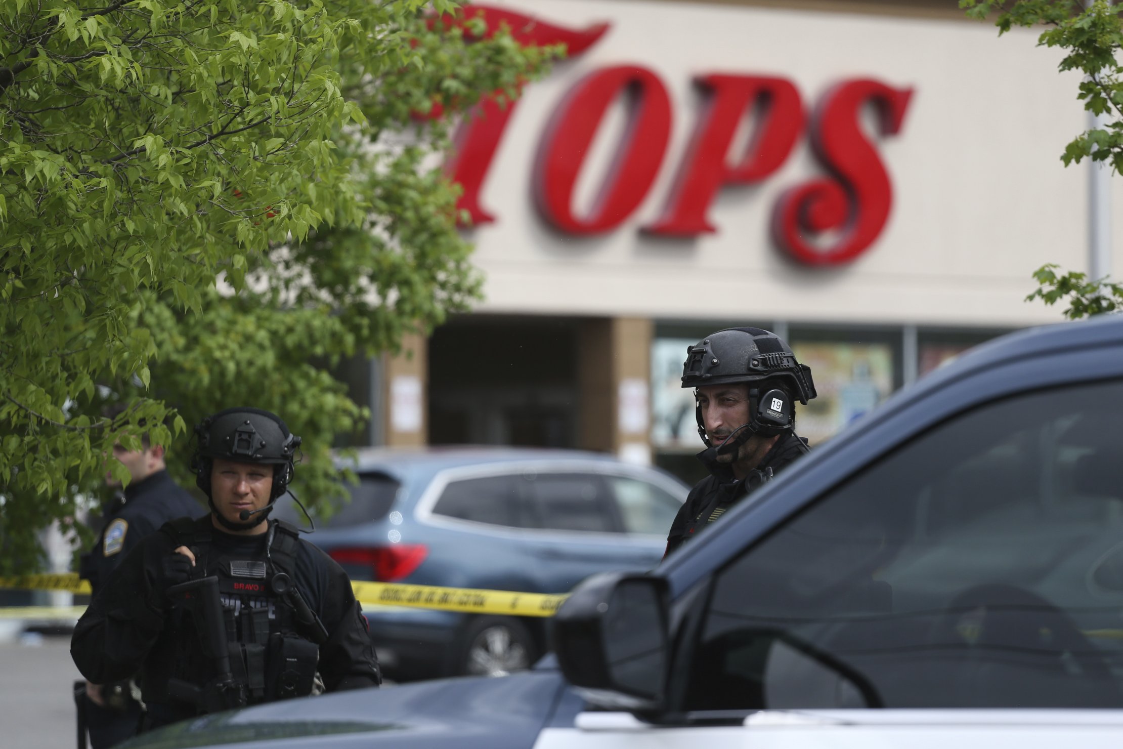 Joven mata a 10 personas en supermercado de Buffalo, EU