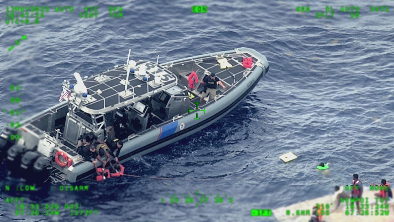 Vuelco de una embarcación de migrantes deja al menos 11 muertos frente a costas de Puerto Rico