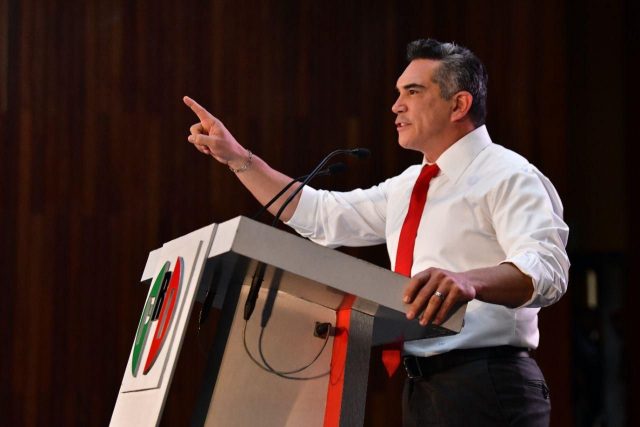 Acusa «Alito» presuntas amenazas del gobierno federal en su contra