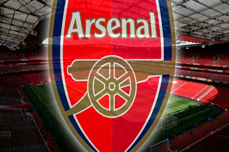 Arsenal dispuesto a escalar puestos en la Champions del fútbol inglés