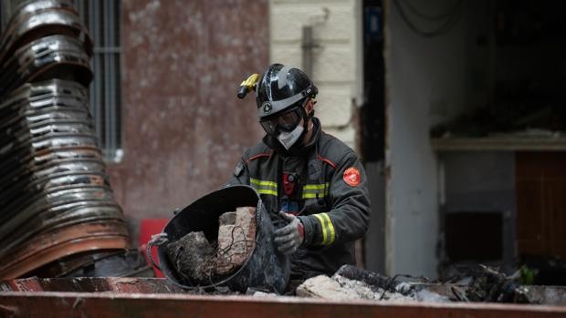 Mueren tres personas por un incendio en una provincia de Barcelona