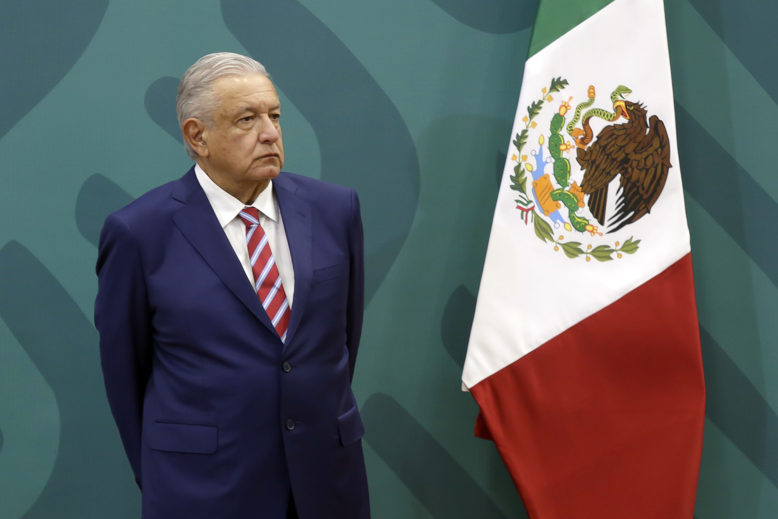 Enaltece AMLO a Zaragoza y Juárez por consumar “la segunda independencia de México”