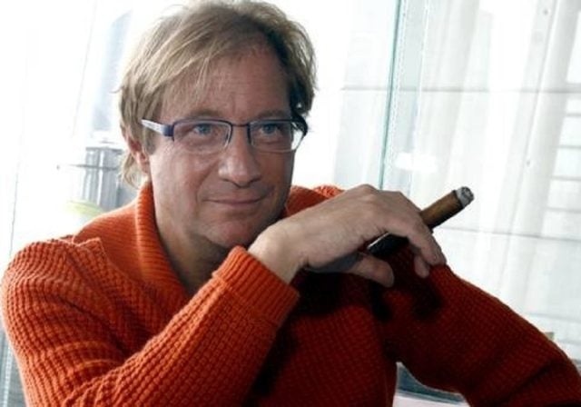 Andrés Roemer aparece y pide un juicio justo