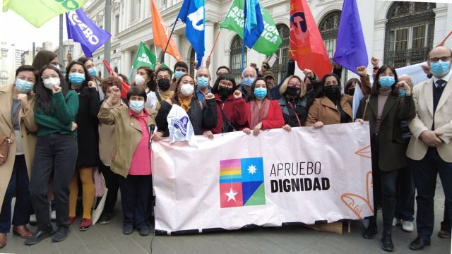 Apruebo Dignidad