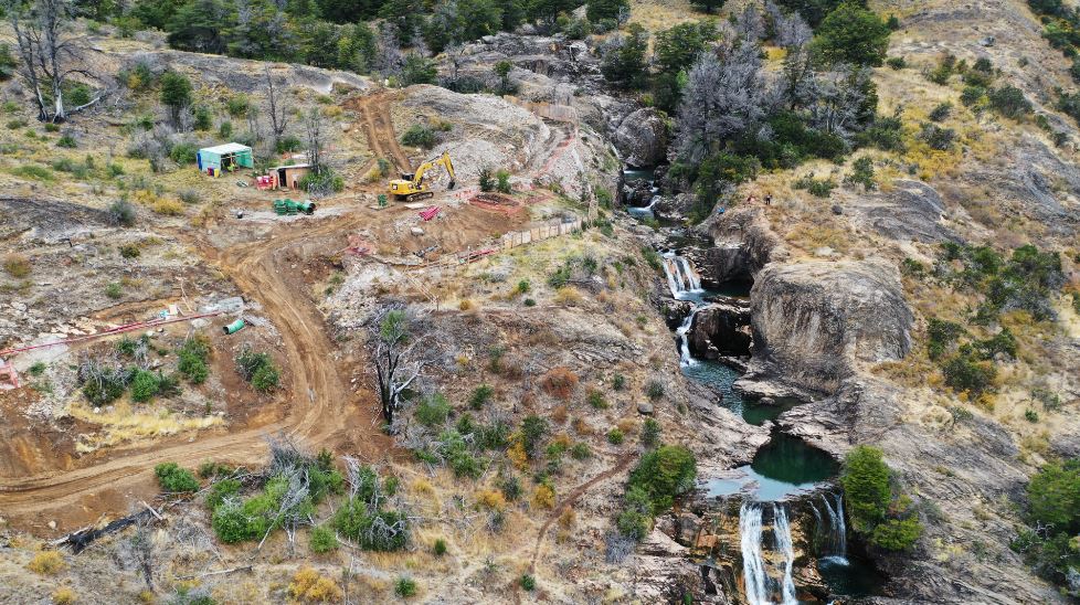 Servicio de Evaluación Ambiental: Edelaysén (Saesa) construyó un proyecto distinto al que presentó a autoridades que puede afectar a la Cascada Los Maquis