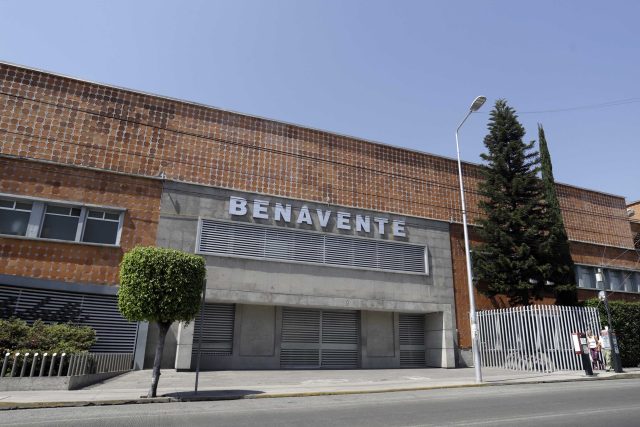 Ahora en el Colegio Benavente reportan golpiza a estudiante