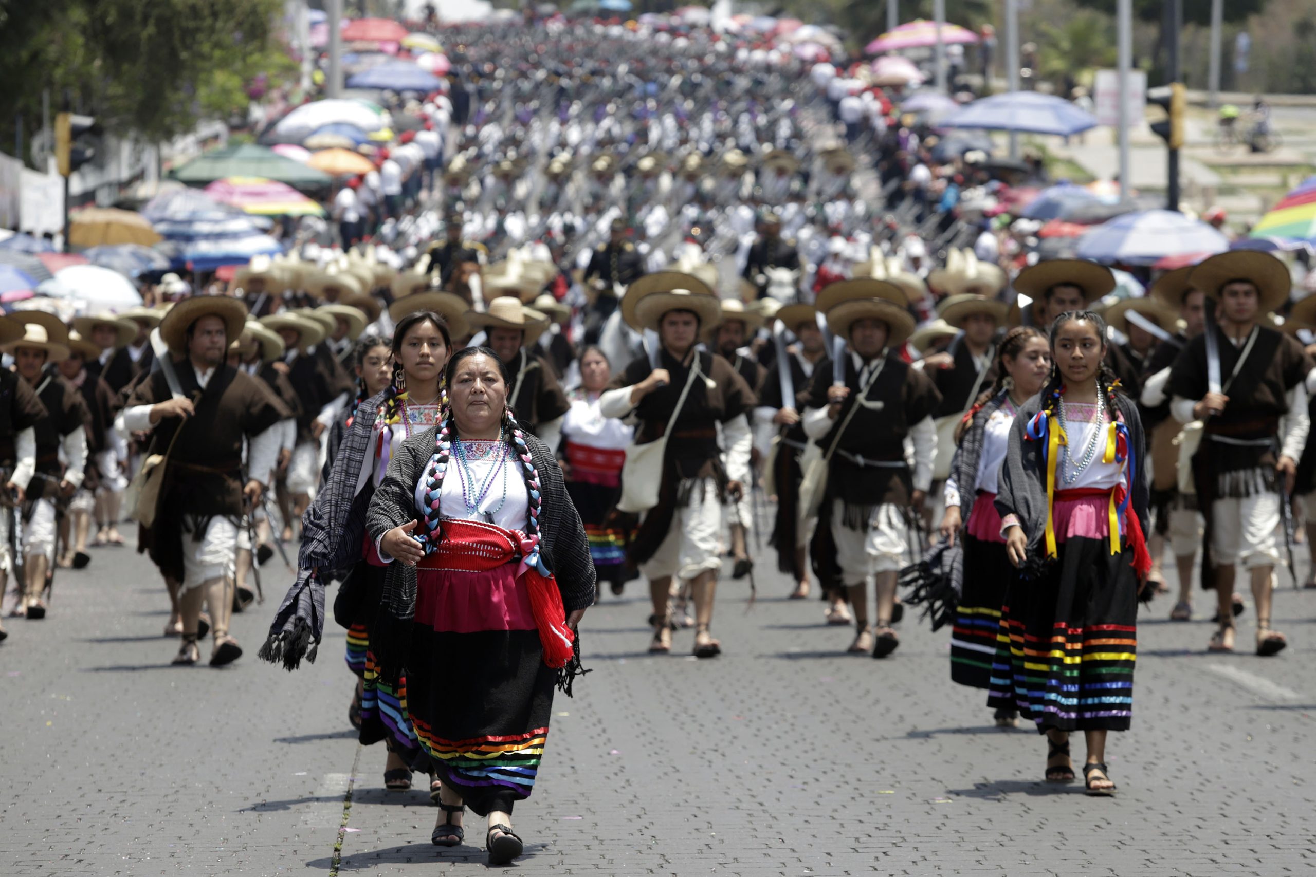 Conoce a los otros "héroes" del desfile por la Batalla de Puebla México
