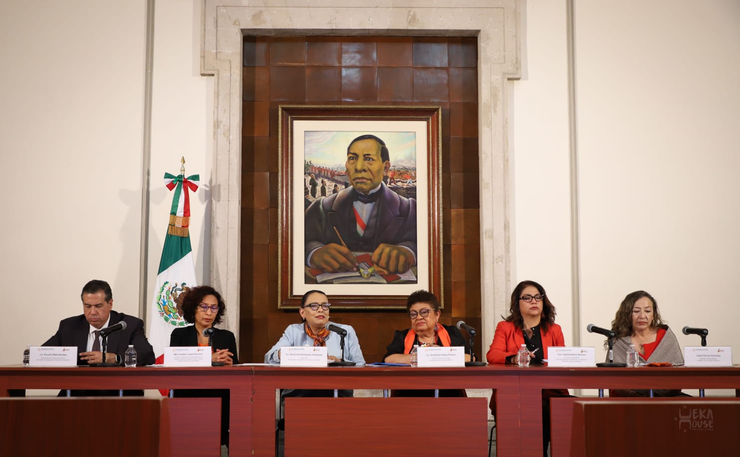 México: reporta Seguridad baja de 26.8% en feminicidios durante abril