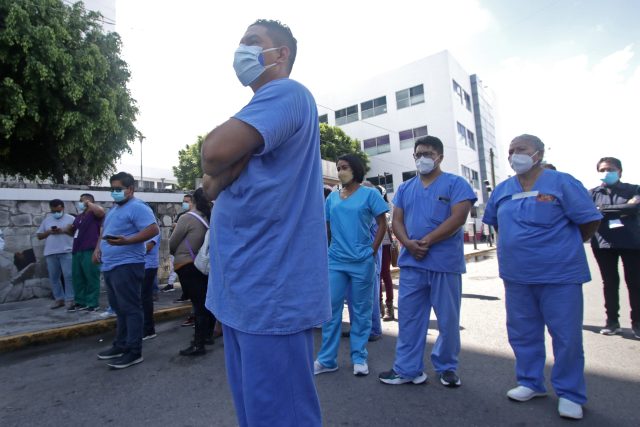 Contratará 566 médicos especialistas Salud federal en Puebla