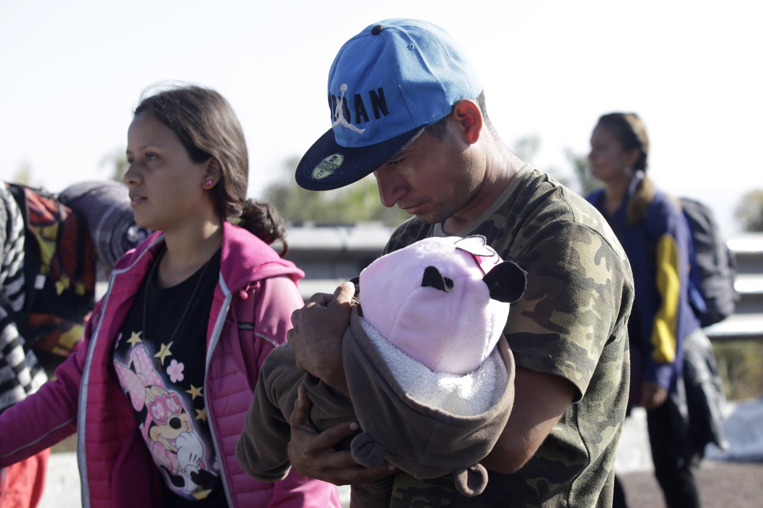 Localizan a 103 migrantes en municipios de Amozoc y Mazapiltepec