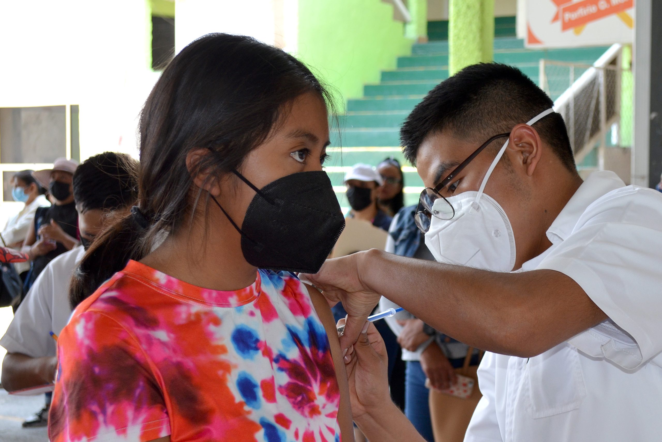 Habrá vacunación anticovid para menores de edad en la Mixteca poblana