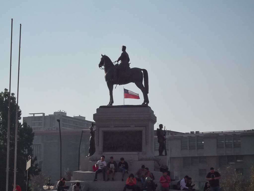Trasladarán monumento a Baquedano al Museo Histórico y Militar