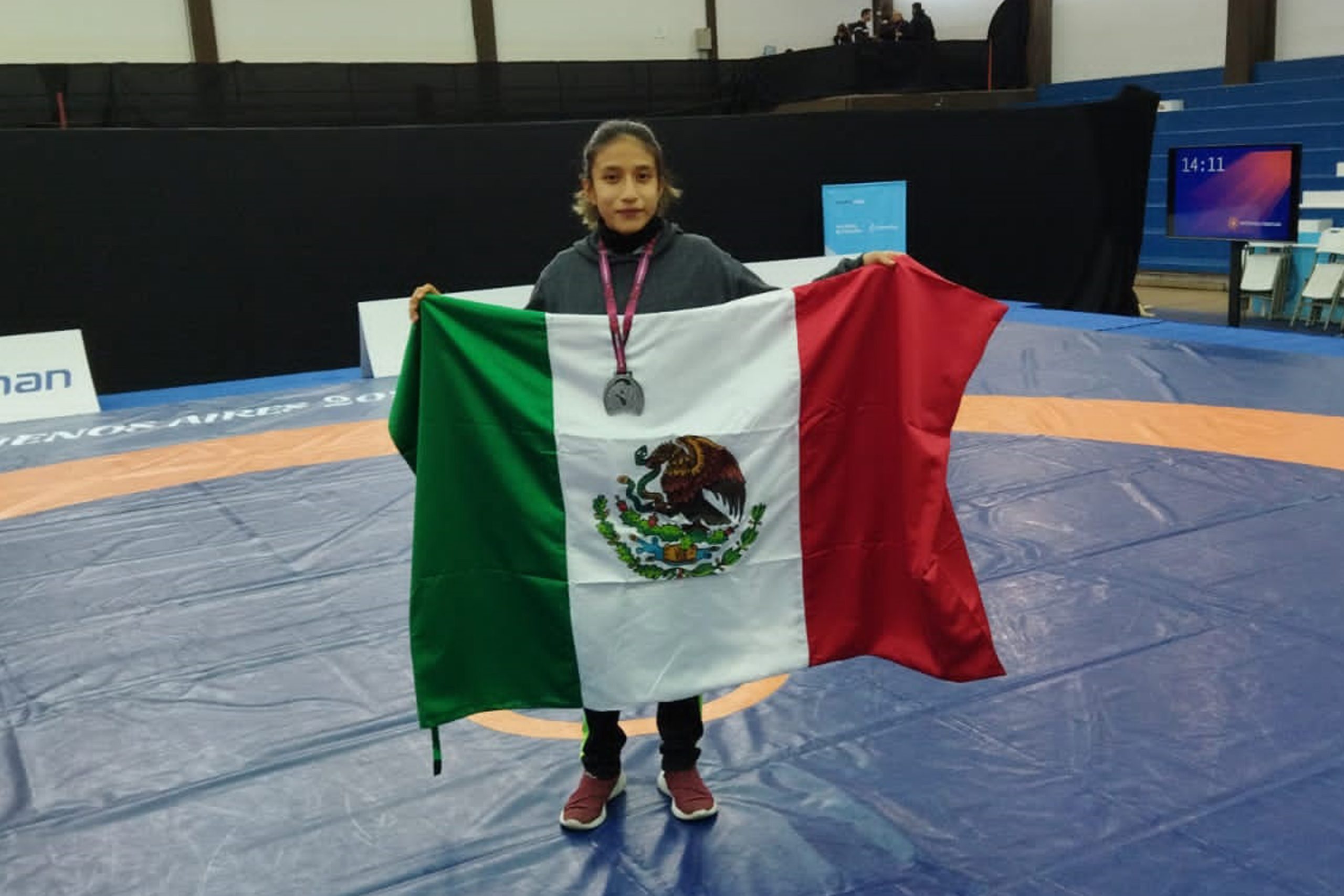 De Puebla hasta las Pampas, gana medalla de plata alumna de la prepa Cabrera