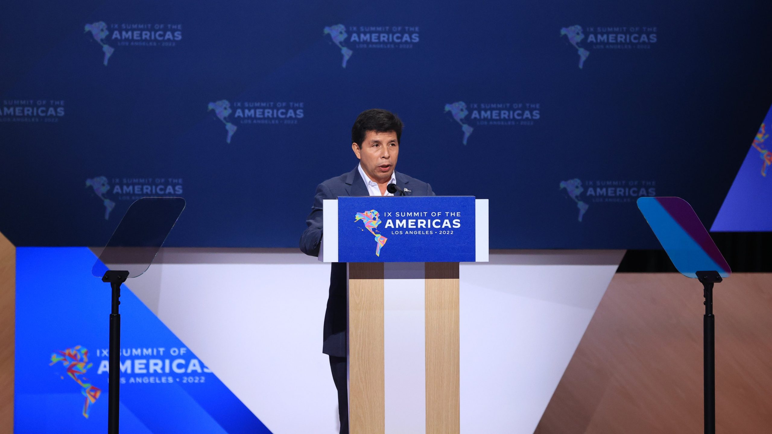 Cumbre de las Américas: Castillo subraya la «urgencia» de preservar las democracias en la región