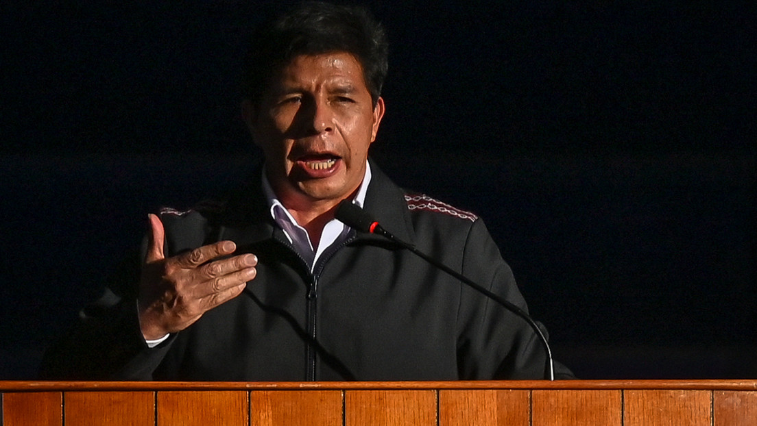 «Soy respetuoso»: Castillo oficializó su renuncia al partido Perú Libre