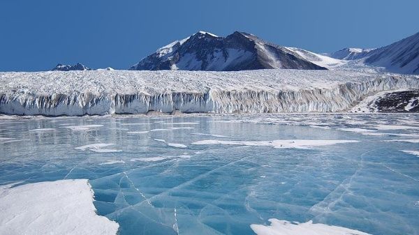 Calentamiento global atenta contra glaciares de la Antártida